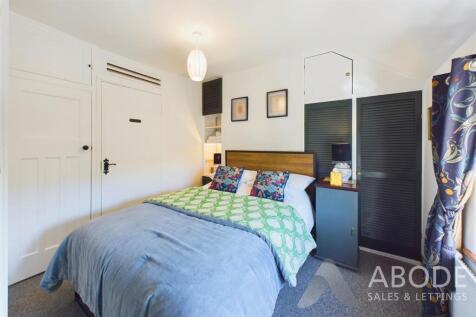 CAM02544G0-PR0162-STILL020.jpg