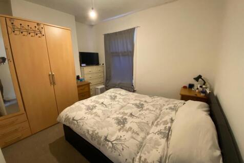 18 LANSdowne 6.jpg