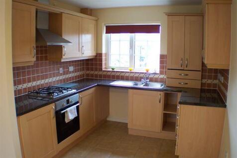 P1047_Kitchen.jpg