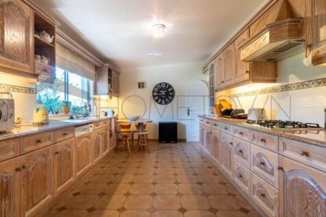 Villa - Almancil - Sale - Hometown Properties - Algarve