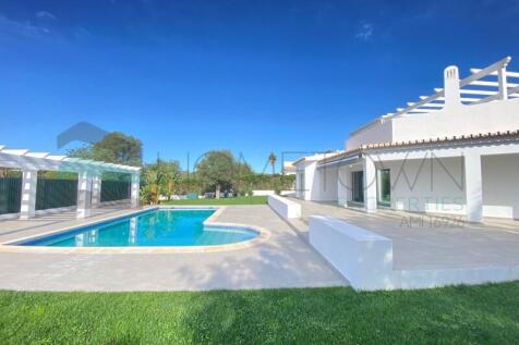 Villa - Vilamoura - Sale - Hometown Properties - Algarve