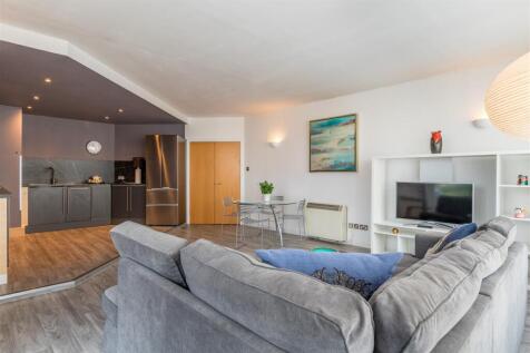 Show-Home-5.jpg