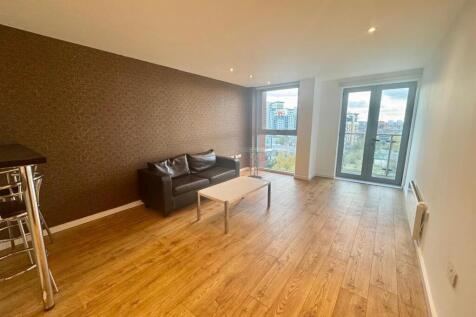 WhatsApp Image 2025-11-13 at 14.38.36 (2).jpeg