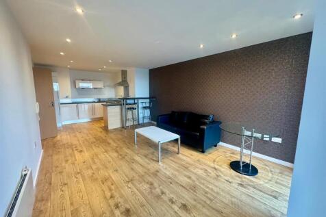 WhatsApp Image 2025-11-13 at 14.38.36 (3).jpeg