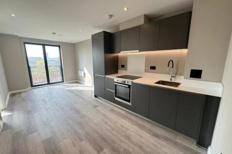 WhatsApp Image 2025-08-13 at 09.41.48_98d03583.jpg