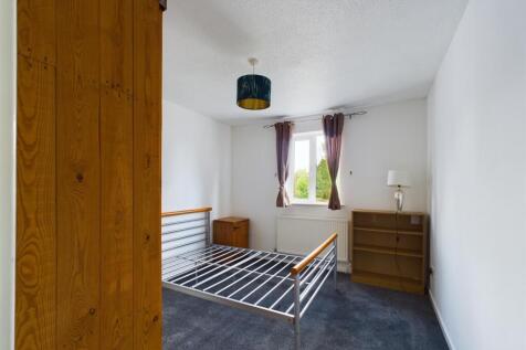 CAM01761G0-PR0383-STILL008.jpg