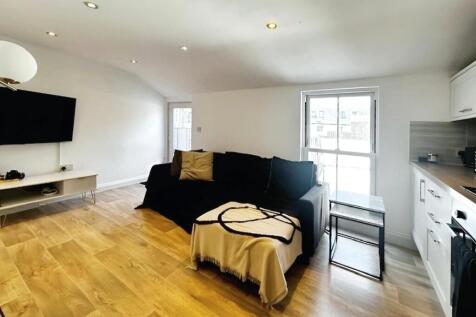 71a47e34-11 20flat.jpg