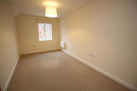 second bedroom.jpg