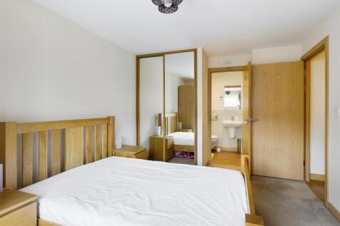 bedroom.jpg