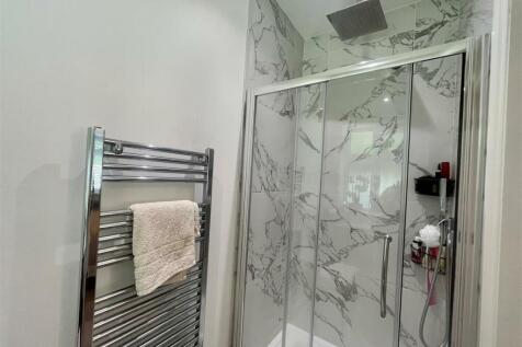 Ensuite.jpg