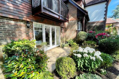 front patio.jpg
