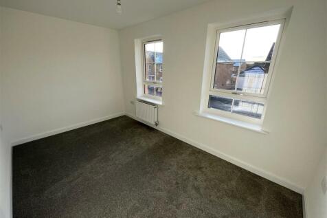 6. Bedroom.jpg
