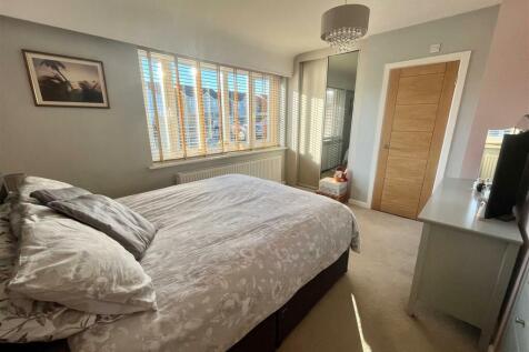 6. New Bedroom 1.jpg