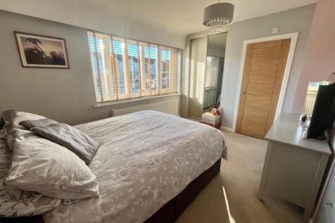 6. New Bedroom 1.jpg