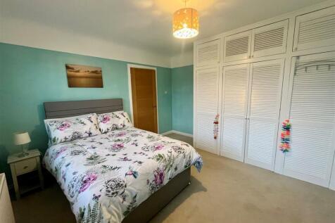 8. Bedroom 3.jpg