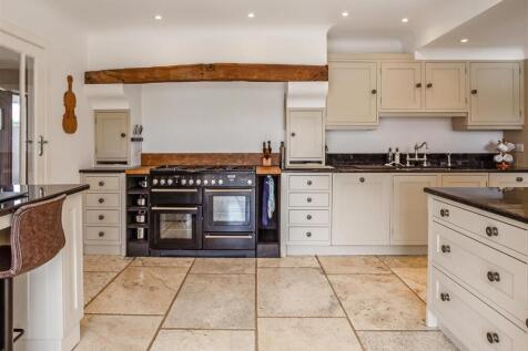 3. 23 Merley Park Road 324341  (16).jpg