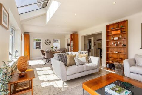 5. 23 Merley Park Road 324341  (12).jpg