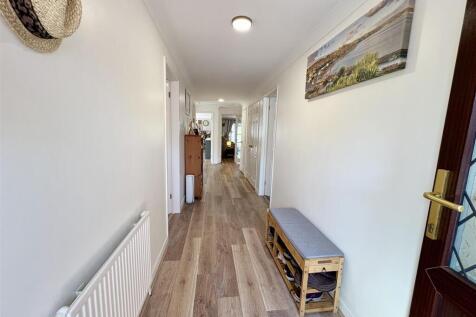 entrance hall.jpg