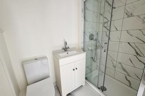 ensuite b3.jpg