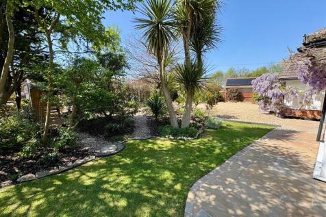 front garden and drive.jpg
