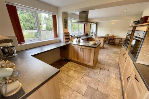 3. 8cytCrEj7Eq27CVIXdrzcQ.jpg