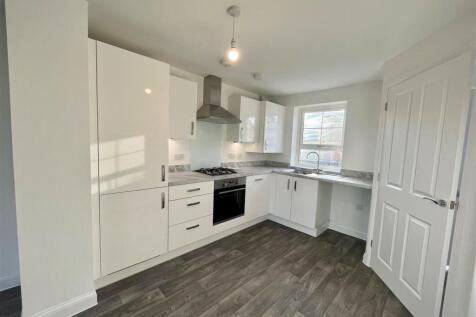2. Kitchen.jpg