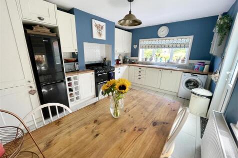kitchen3.jpg