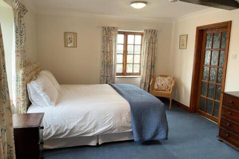 double_bedroom_blue_2_zpy6l6.jpg