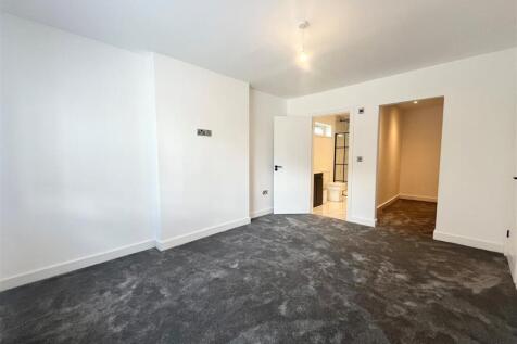 5. Bedroom 1.jpg