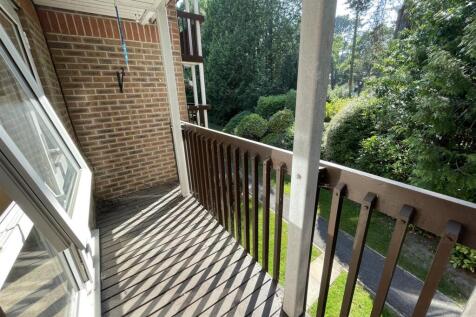 Balcony 2.jpg