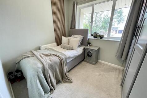 bed4.jpg