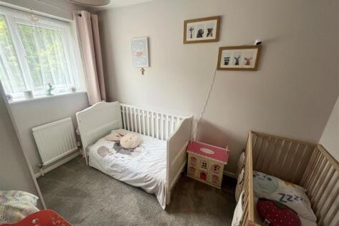 5. Bed 2.jpg