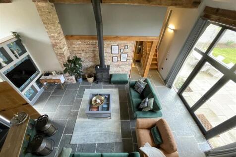 Living room from bed 4.jpg