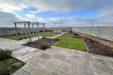 Rear garden.jpg