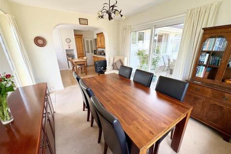 dining kitchen.jpg