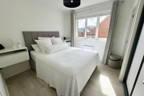 5. bed1.jpg