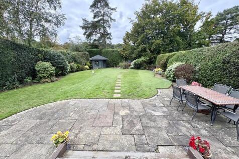 11. garden.jpg