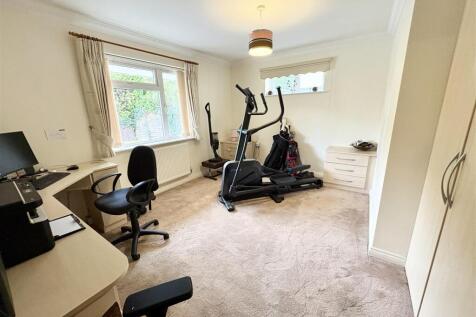 5. gf bed4 office gym.jpg