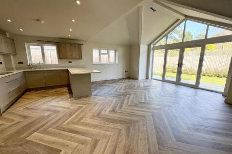 2. kitchen living2.jpg