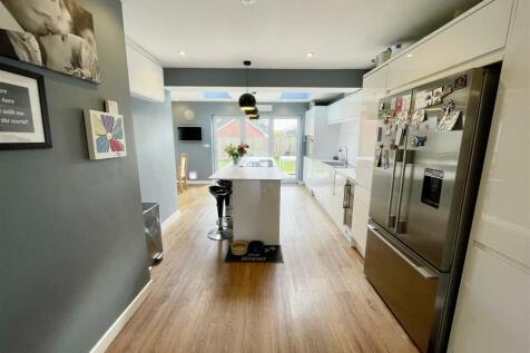 kitchen3.jpg