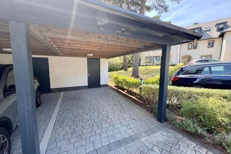 Carport.jpg