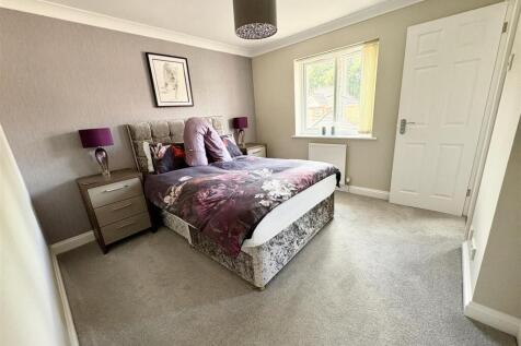 6. bed1.jpg
