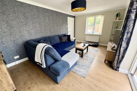 lounge2.jpg