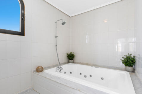 Property Image 64