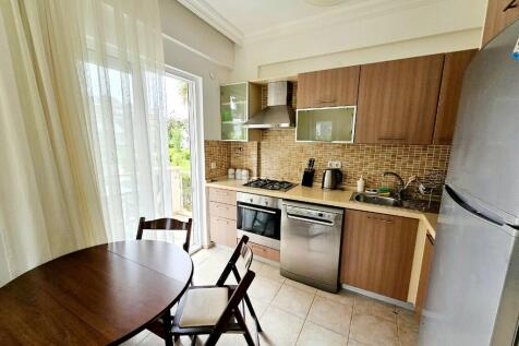 Dining / Kitchen