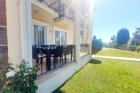 Garden Duplex Apt