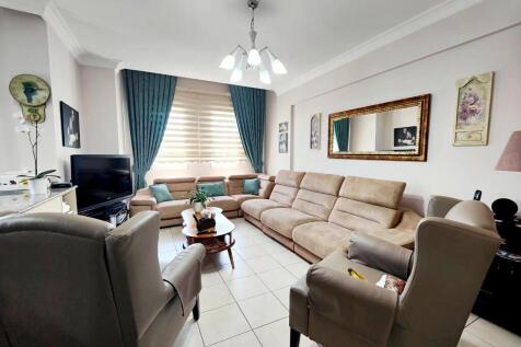 Spacious Lounge