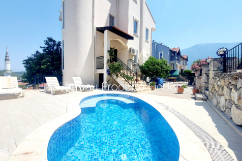 Detached Villa