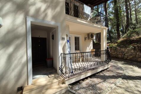 Rear entrance 