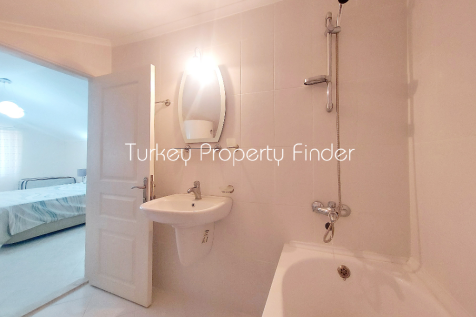 Ensuite bathroom